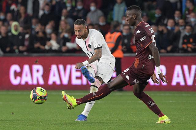 塔图姆30分内史密斯26+12 步行者3连胜被终结